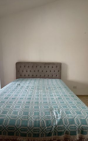 Casa à venda com 180m², 3 quartos e 3 vagas Casa à venda com 180m², 3 quartos e 3 vagasQuarto 1