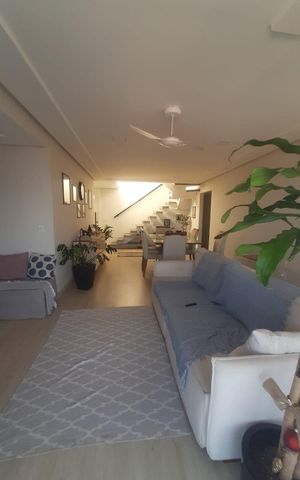 Apartamento para alugar com 338m², 3 quartos e 2 vagas Apartamento para alugar com 338m², 3 quartos e 2 vagasSala