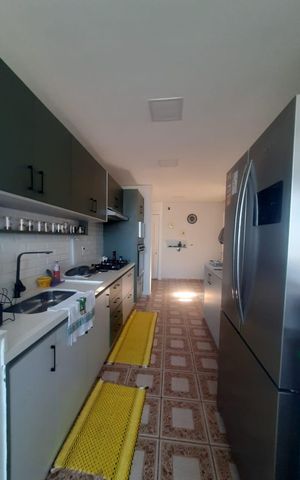 Apartamento para alugar com 338m², 3 quartos e 2 vagas Apartamento para alugar com 338m², 3 quartos e 2 vagasCozinha
