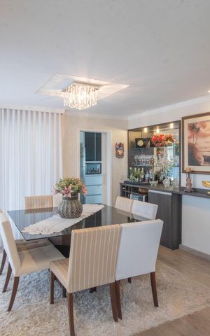 Apartamento à venda com 169m², 3 quartos e 3 vagas Apartamento à venda com 169m², 3 quartos e 3 vagasSala