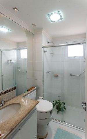 Apartamento à venda com 169m², 3 quartos e 3 vagas Apartamento à venda com 169m², 3 quartos e 3 vagasBanheiro da Suíte 2
