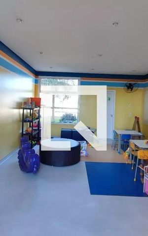 Apartamento à venda com 169m², 3 quartos e 3 vagas Apartamento à venda com 169m², 3 quartos e 3 vagasBrinquedoteca
