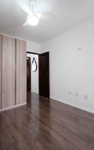 Casa à venda com 100m², 2 quartos e 2 vagasSuíte 2