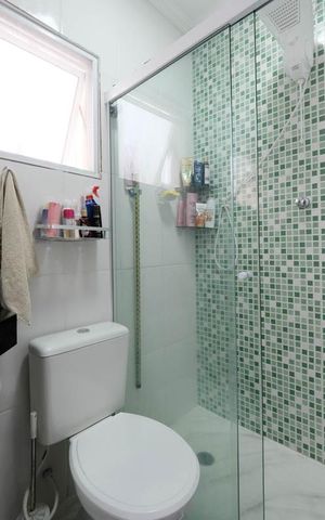Casa à venda com 100m², 2 quartos e 2 vagasSuíte 1