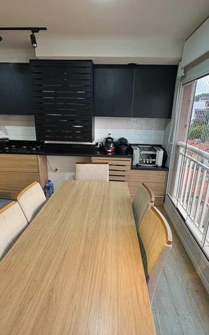Apartamento para alugar com 51m², 2 quartos e 1 vaga Apartamento para alugar com 51m², 2 quartos e 1 vagaVaranda