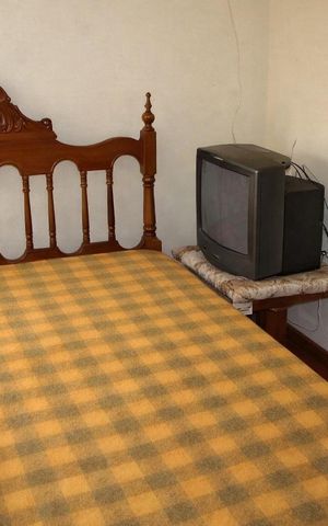 Casa para alugar com 400m², 3 quartos e 6 vagas Casa para alugar com 400m², 3 quartos e 6 vagasQuarto