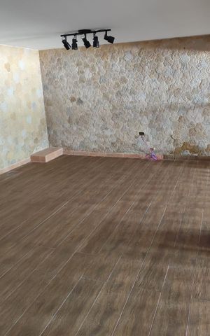 Casa para alugar com 400m², 3 quartos e 6 vagas Casa para alugar com 400m², 3 quartos e 6 vagasÁrea externa