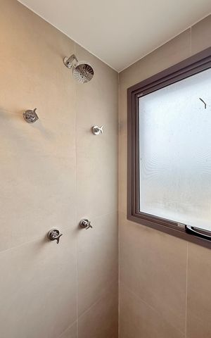 Apartamento à venda com 125m², 3 quartos e 2 vagas Apartamento à venda com 125m², 3 quartos e 2 vagasBanheiro Suite 2