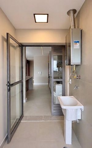Apartamento à venda com 125m², 3 quartos e 2 vagas Apartamento à venda com 125m², 3 quartos e 2 vagasÁrea de Serviço