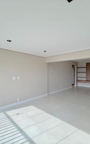 Apartamento à venda com 125m², 3 quartos e 2 vagas Apartamento à venda com 125m², 3 quartos e 2 vagasSacada Integrada