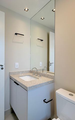 Apartamento à venda com 125m², 3 quartos e 2 vagas Apartamento à venda com 125m², 3 quartos e 2 vagasBanheiro Suite 2