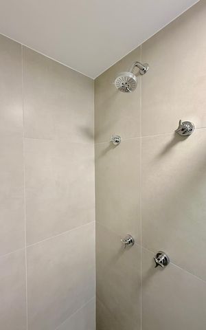 Apartamento à venda com 125m², 3 quartos e 2 vagas Apartamento à venda com 125m², 3 quartos e 2 vagasBanheiro Suite 3