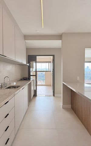 Apartamento à venda com 125m², 3 quartos e 2 vagas Apartamento à venda com 125m², 3 quartos e 2 vagasCozinha