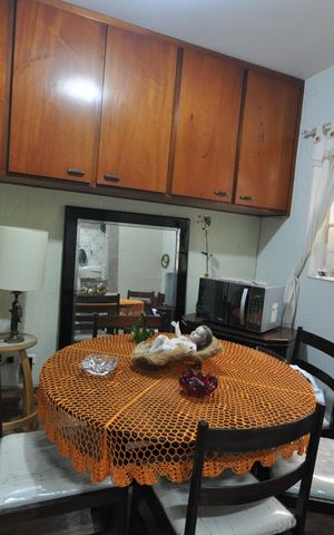 Casa à venda com 145m², 3 quartos e 2 vagasCopa