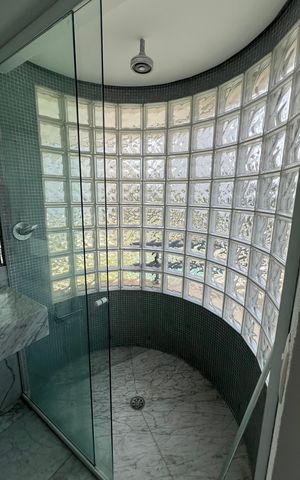 Apartamento à venda com 150m², 1 quarto e 2 vagasBanheiro da Suíte