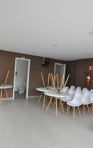 Apartamento à venda com 42m², 2 quartos e sem vagaÁrea comum - Salão de festas