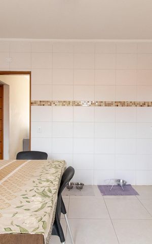 Casa à venda com 96m², 2 quartos e 3 vagas Casa à venda com 96m², 2 quartos e 3 vagasCozinha