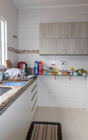Casa à venda com 96m², 2 quartos e 3 vagas Casa à venda com 96m², 2 quartos e 3 vagasCozinha