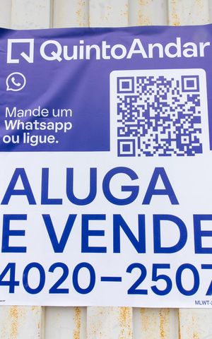 Casa à venda com 96m², 2 quartos e 3 vagas Casa à venda com 96m², 2 quartos e 3 vagasplaca