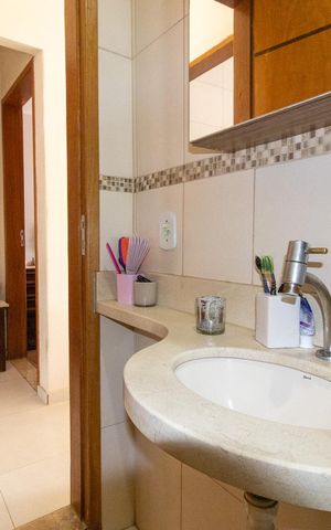 Casa à venda com 96m², 2 quartos e 3 vagas Casa à venda com 96m², 2 quartos e 3 vagasBanheiro