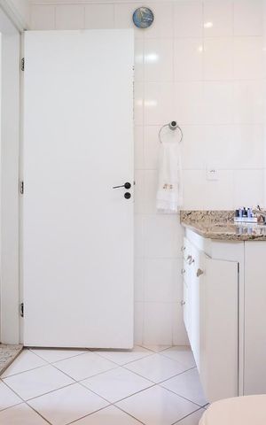 Apartamento à venda com 130m², 3 quartos e 2 vagasBanheiro da suíte 1