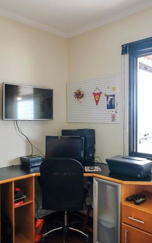 Apartamento à venda com 130m², 3 quartos e 2 vagasSuíte 3