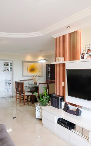 Apartamento à venda com 130m², 3 quartos e 2 vagasSala