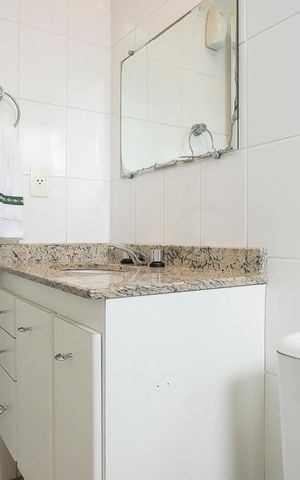 Apartamento à venda com 130m², 3 quartos e 2 vagasBanheiro da suíte 3