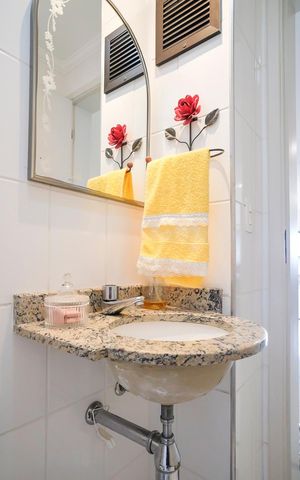 Apartamento à venda com 130m², 3 quartos e 2 vagasLavabo