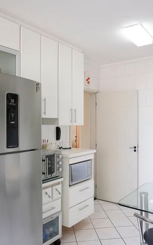 Apartamento à venda com 130m², 3 quartos e 2 vagasCozinha