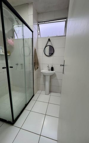 Apartamento à venda com 45m², 2 quartos e 2 vagas Apartamento à venda com 45m², 2 quartos e 2 vagasBanheiro