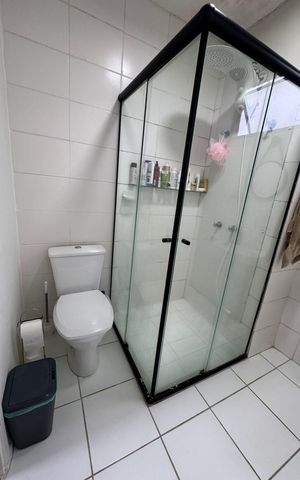 Apartamento à venda com 45m², 2 quartos e 2 vagas Apartamento à venda com 45m², 2 quartos e 2 vagasBanheiro