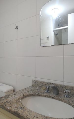 Apartamento à venda com 88m², 3 quartos e 2 vagas Apartamento à venda com 88m², 3 quartos e 2 vagasBanheiro Social