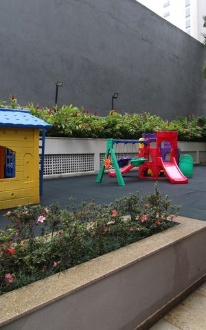 Apartamento à venda com 128m², 3 quartos e 2 vagasÁrea Comum - Playground