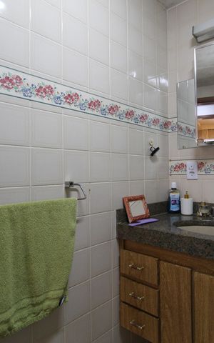 Apartamento à venda com 128m², 3 quartos e 2 vagasBanheiro Social