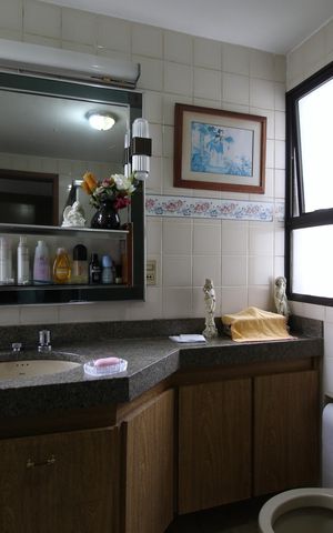 Apartamento à venda com 128m², 3 quartos e 2 vagasBanheiro da Suíte