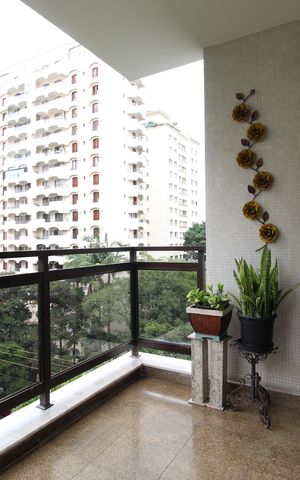 Apartamento à venda com 128m², 3 quartos e 2 vagasVaranda