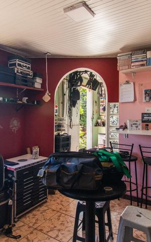 Casa à venda com 70m², 2 quartos e 2 vagasSala - Casa 2
