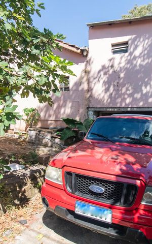 Casa à venda com 70m², 2 quartos e 2 vagasGaragem