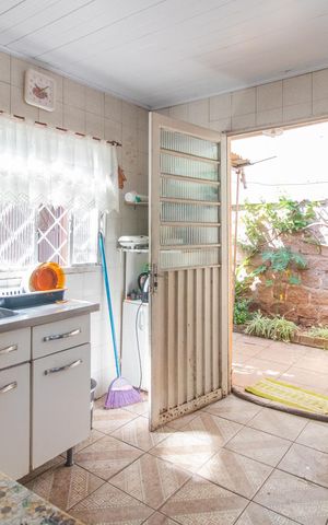 Casa à venda com 70m², 2 quartos e 2 vagasCozinha