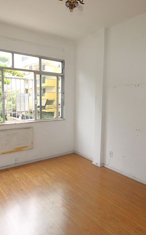 Apartamento à venda com 55m², 2 quartos e sem vagaSala