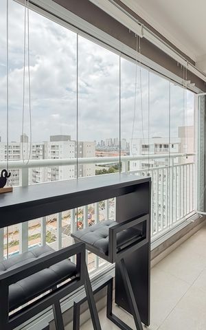 Apartamento à venda com 55m², 2 quartos e 1 vaga Apartamento à venda com 55m², 2 quartos e 1 vagaVaranda