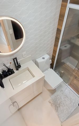 Apartamento à venda com 55m², 2 quartos e 1 vaga Apartamento à venda com 55m², 2 quartos e 1 vagaBanheiro Social