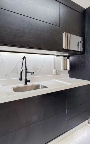 Apartamento à venda com 55m², 2 quartos e 1 vaga Apartamento à venda com 55m², 2 quartos e 1 vagaCozinha