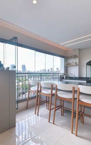 Apartamento à venda com 103m², 2 quartos e 2 vagas Apartamento à venda com 103m², 2 quartos e 2 vagasVaranda