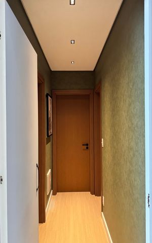 Apartamento à venda com 85m², 2 quartos e 2 vagasCorredor
