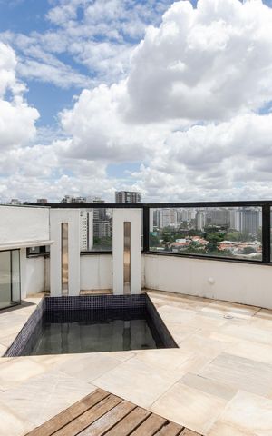 Apartamento à venda com 198m², 3 quartos e 3 vagas Apartamento à venda com 198m², 3 quartos e 3 vagasTerraço