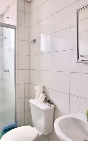 Apartamento à venda com 48m², 2 quartos e 1 vaga Apartamento à venda com 48m², 2 quartos e 1 vagaBanheiro