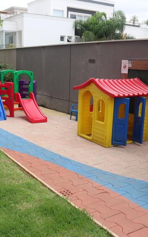 Apartamento à venda com 68m², 2 quartos e 2 vagasÁrea comum - Playground