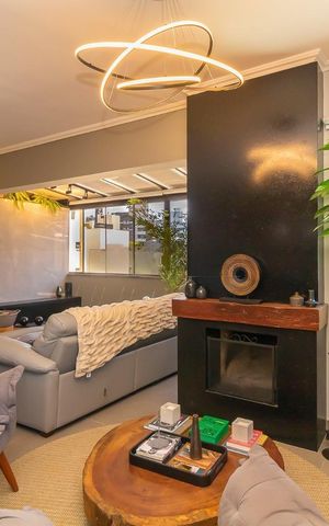 Apartamento à venda com 182m², 2 quartos e 2 vagas Apartamento à venda com 182m², 2 quartos e 2 vagasSala